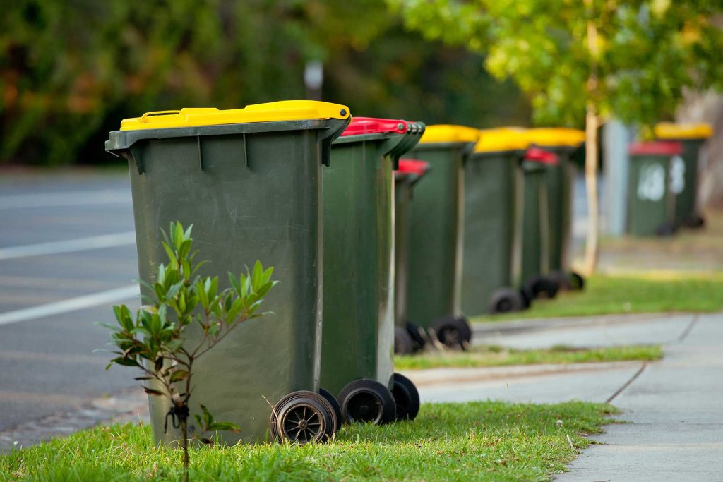 Roll-off-bin-service,-garbage-bin-rental